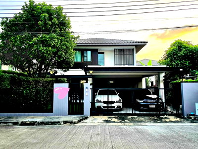 เช่าบ้านเดี่ยว ถนนบางนา - ตราด : ให้เช่า บ้านเดี่ยว Mantana 1 บางนา กม.7 พร้อมอยู่ ใกล้ Mega Bangna เพียง 900 เมตร พร้อม Jacuzzi และพื้นที่ Outdoor ขนาดใหญ่