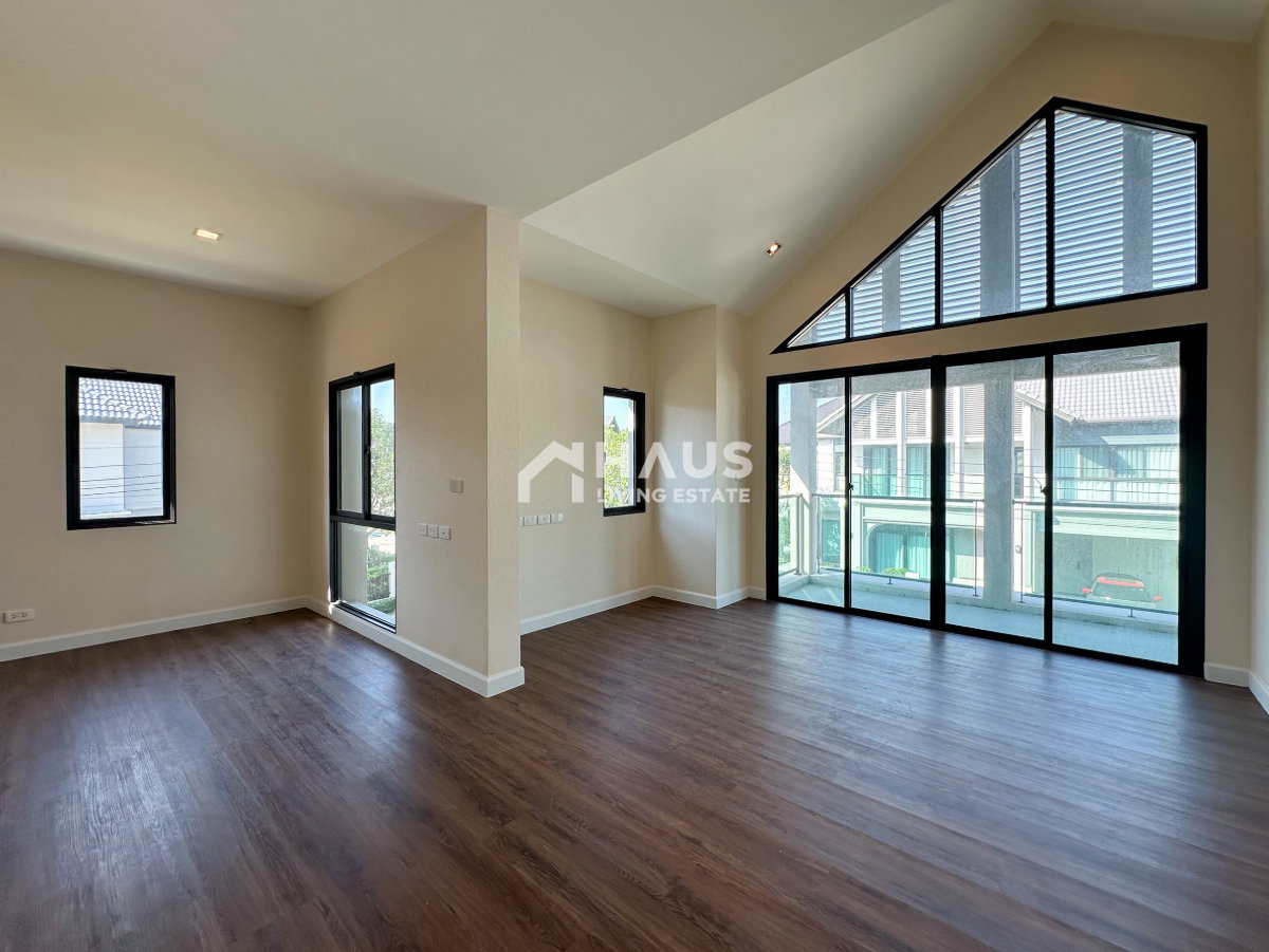 picture Bangkok Boulevard Westgate / 5 Bedrooms #HBGY007 - 12/19