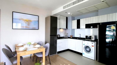 Condos for sale : HQ Thonglor for sale with tenant. Good room, wide space, beautifully decorated, good view, fully furnished, 1 bedroom, 1 bathroom.