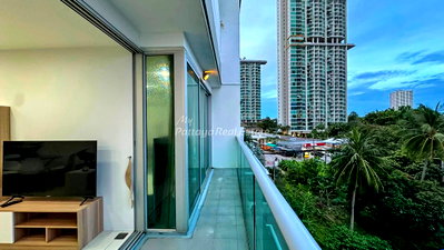 Condos for sale : 🛏️ 2 Bed - 🛁 2 Bath - 🏙️ Sea View - 🌏 FOREIGN name - 🏢 Laguna Heights Pattaya - Ref: LHC11