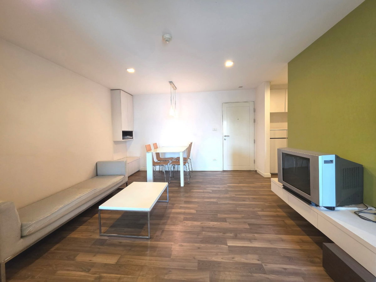 รูป คอนโด 2 ห้องนอน ใกล้ BTS อ่อนนุช เดินไปได้สบาย เพียง 300 เมตร คอนโด The Room Sukhumvit 79 ห้องสวย ทำเลดี อยู่แล้วชีวิตง่ายขึ้นจริง! - รูปที่ 2/17