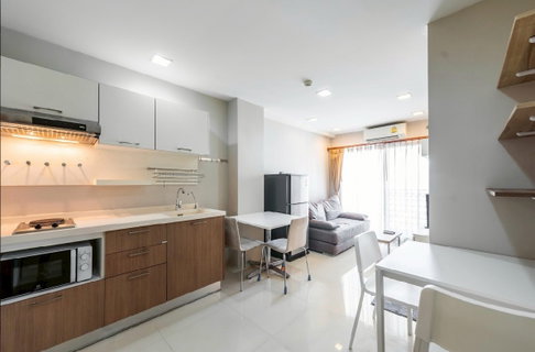 ห้องว่างให้เช่า สุพรีมคอนโด ราชวิถีซอย 3 @Line benoo.b