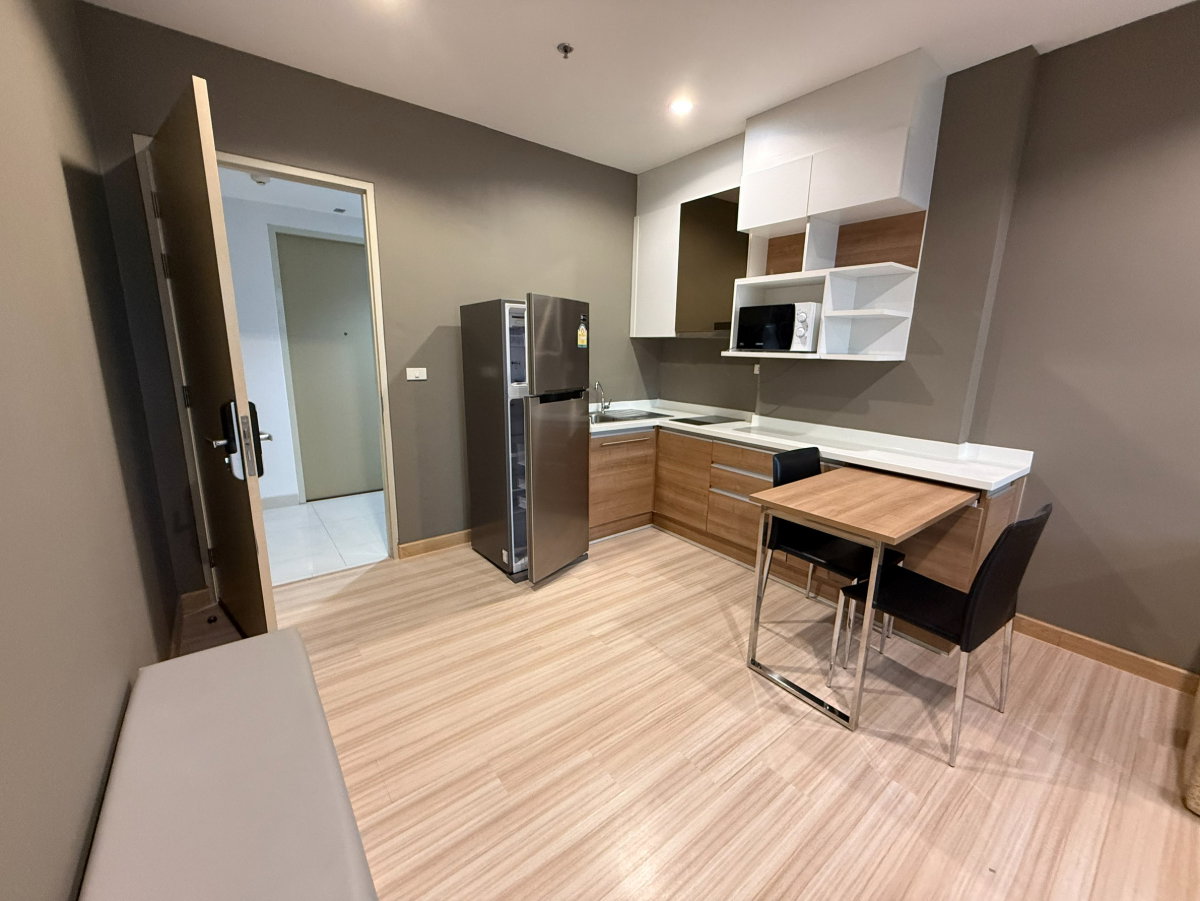 picture Condo for Rent The Hotel Serviced Condo Size 50 sq.m. 21st floor - 6/11