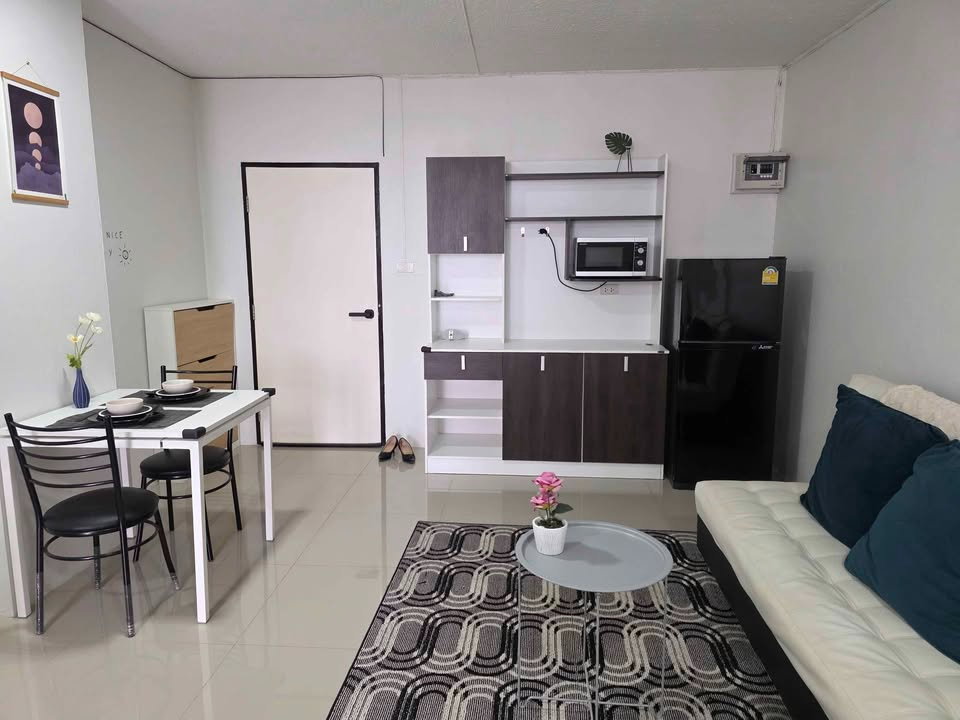 รูป ขายคอนโด SR Complex ทำเลใจกลางเมือง พื้นที่กว้าง 38 ตร.ม. วิวสวย ฟรีโอน! T.063-6649056 - รูปที่ 7/11