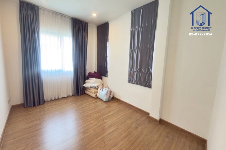 รูป ขายบ้านเดี่ยว 2 ชั้น หมู่บ้านเซนโทร รามอินทรา จตุโชติ ซ.กาญจนาภิเษก 4 ใกล้ทางด่วนจตุโชติ,รถไฟฟ้าสายสีชมพู - รูปที่ 9/15