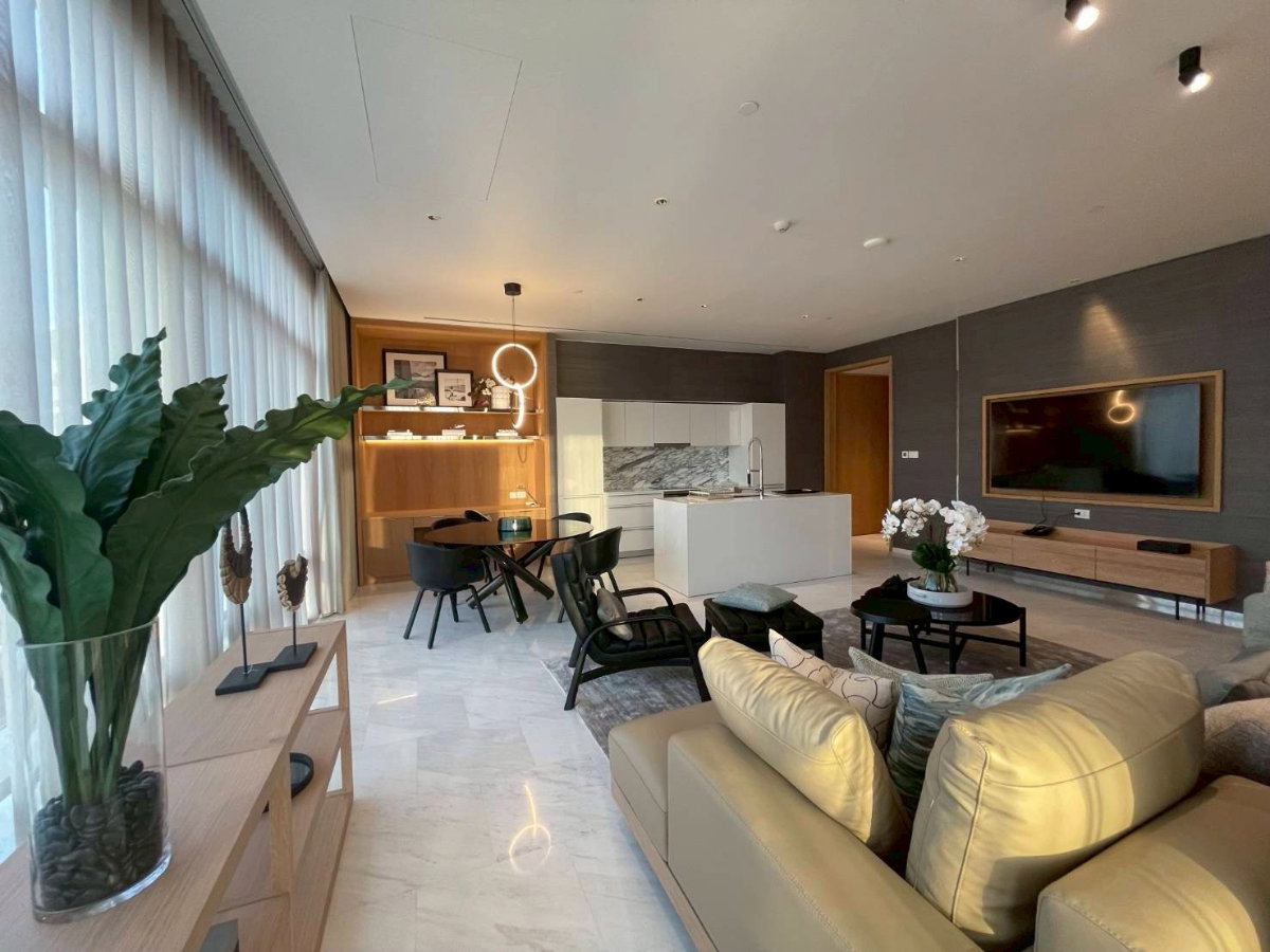 คอนโด 2 ห้องนอน ที่ Four Seasons Private Residences Bangkok ✅ ใกล้ BTS สะพานตากสิน เฟอร์นิเจอ์ครบ ทักไลน์ได้เลยตอบไวมาก 