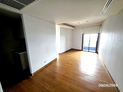 Condos for sale : CONDO 55.55 Sq.m. Khlong Toei Bangkok for 13.1M