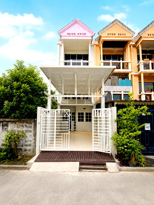 ทาวน์โฮม แจส กรีน วิลเลจ คู้บอน : 🏡✨ ขายทาวน์เฮ้าส์ 3 ชั้น รีโนเวทใหม่ทั้งหลัง | ใกล้ BTS พหลโยธิน 59 เพียง 300 เมตร 🚆