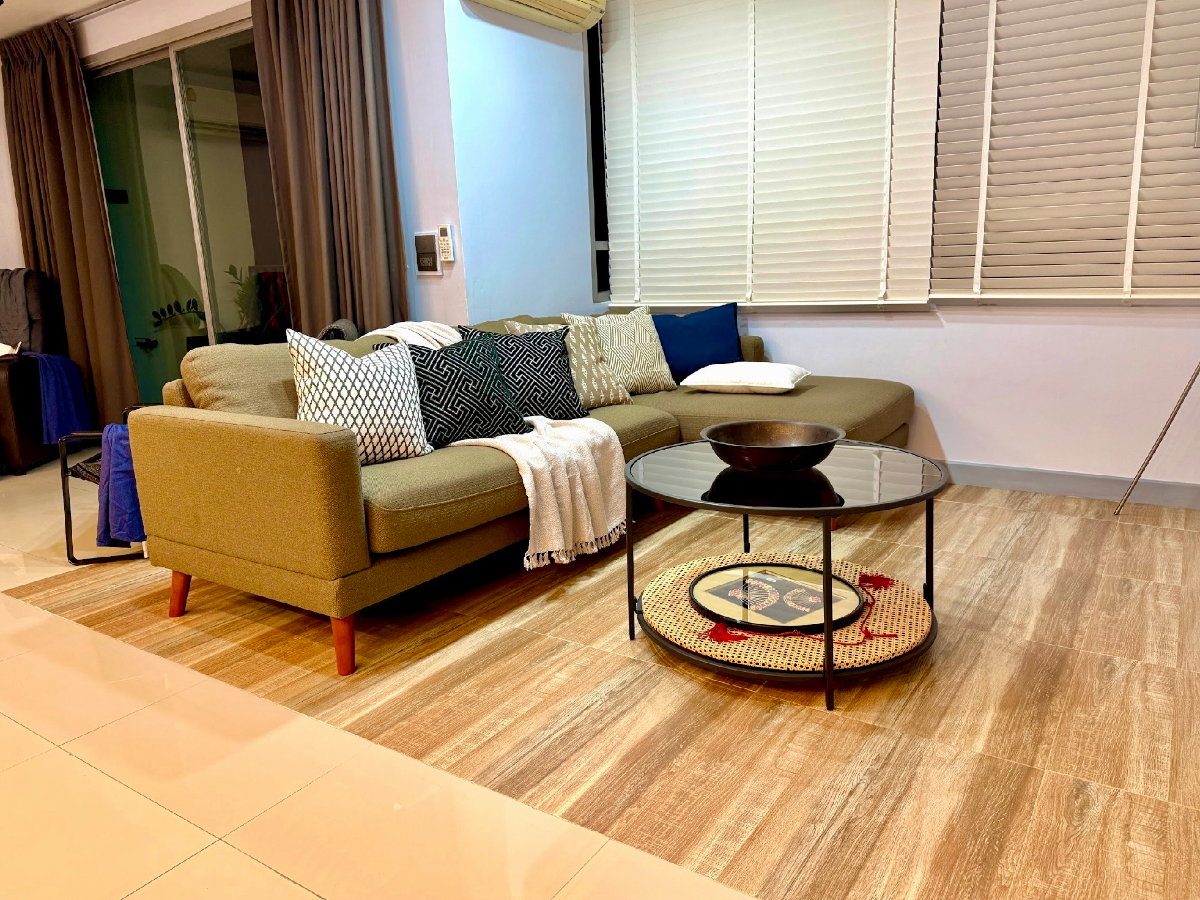 รูป ให้เช่า The Clover Thonglor คอนโด Low-Rise ขนาดใหญ่ 3 ห้องนอน ใจกลางทองหล่อ พื้นที่ 115 ตร.ม. เหมาะสำหรับครอบครัวและชาวต่างชาติ - รูปที่ 2/19