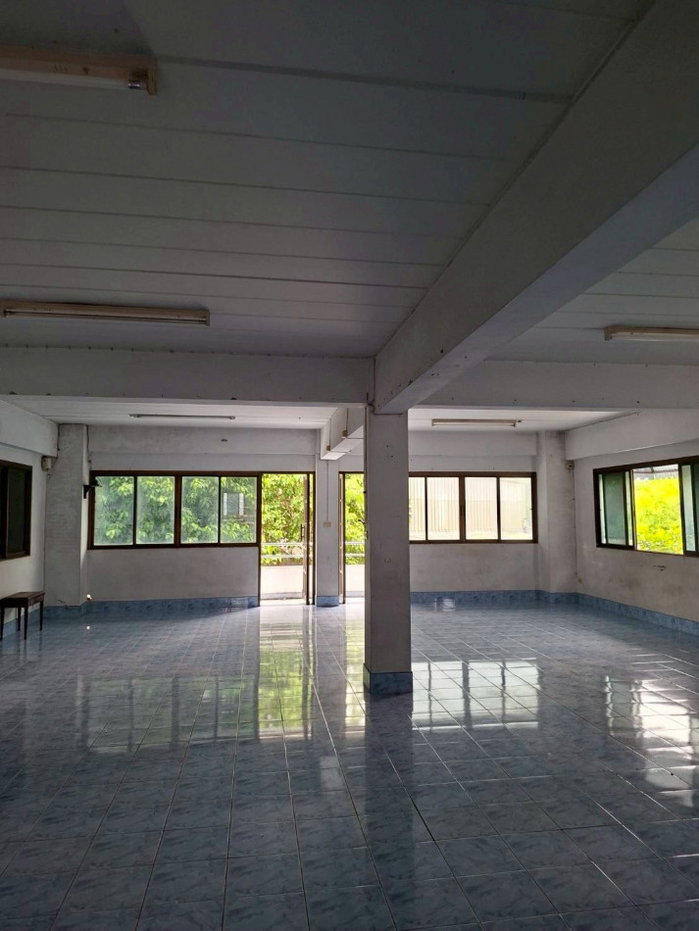 รูป ขายโรงงานย่านบางกะปิ 150ตรว. พร้อมดำเนินกิจการ รองรับทั้งโรงงานและคลังสินค้า - รูปที่ 3/10