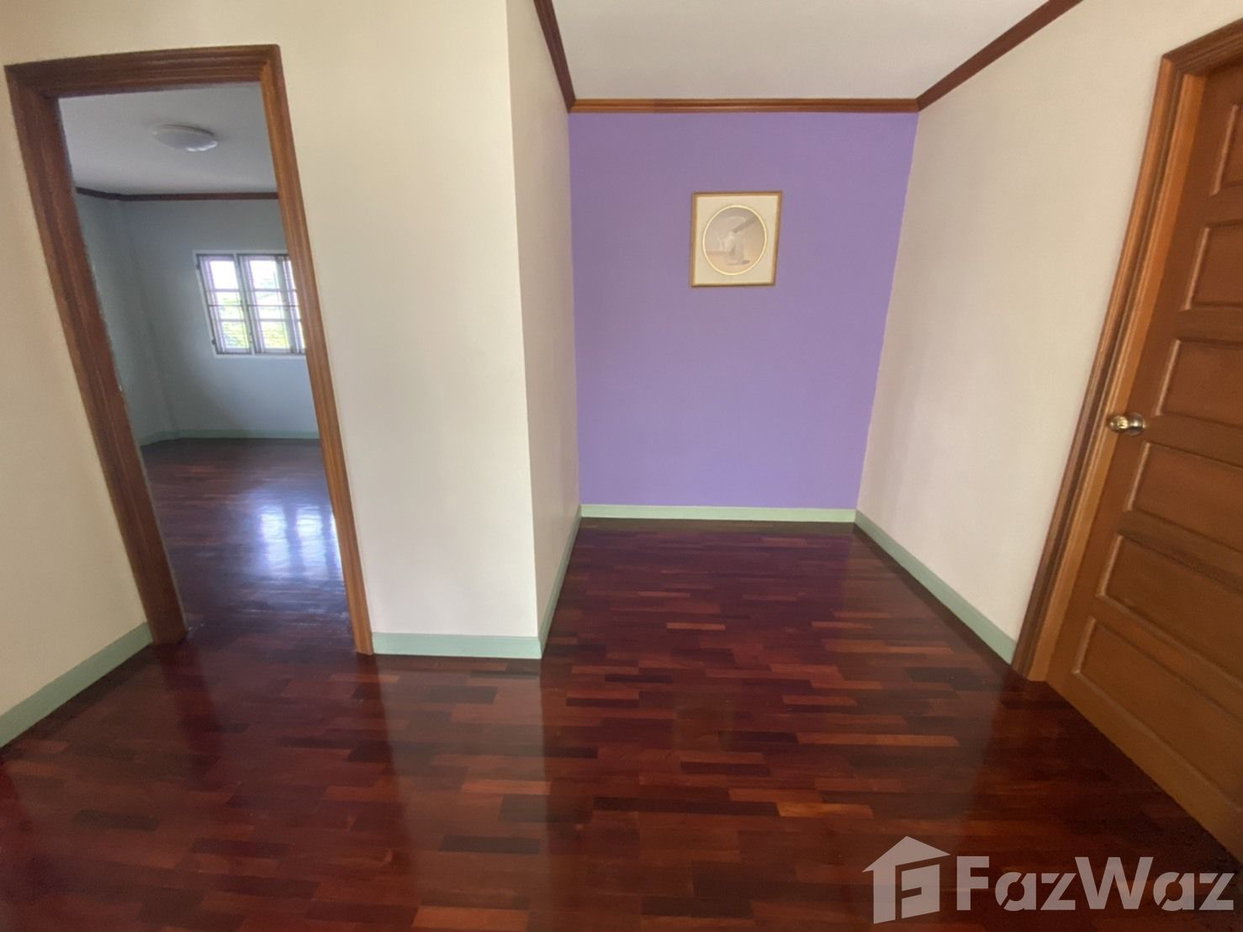 รูป บ้านเดี่ยวให้เช่า 3 ห้องนอน ในโครงการ หมู่บ้าน สัมมากร 1032842 - รูปที่ 10/27