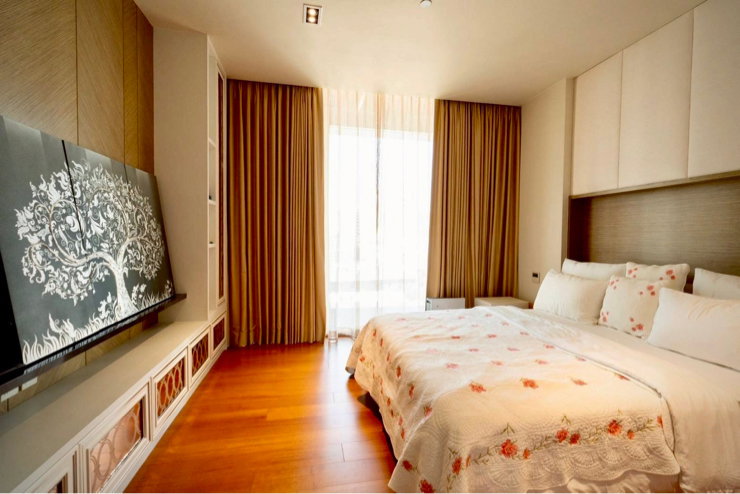 รูป 🏢 เดอะ สุโขทัย เรสซิเด้นซ์ คอนโด Ultra Luxury   เพดานห้องสูงกว่า 3 เมตร มีระบบลิฟต์ส่วนตัวที่บริการรับส่งเพียงหนึ่งห้องต่อหนึ่งชั้นเท่านั้น - รูปที่ 10/13