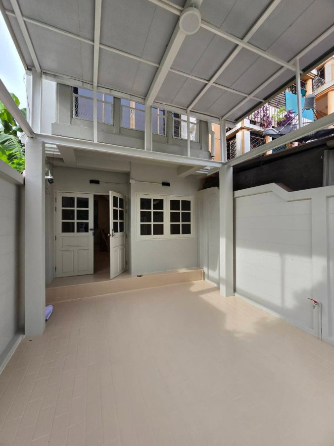 รูป 🏡✨ ขายทาวน์เฮ้าส์ 3 ชั้น รีโนเวทใหม่ทั้งหลัง | ใกล้ BTS พหลโยธิน 59 เพียง 300 เมตร 🚆 - รูปที่ 4/9