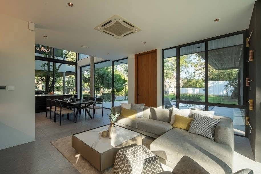 รูป ขาย Modern Pool Villa บนที่ดินกว่า 1 ไร่ โซนสันกำแพง 4 ห้องนอน 5 ห้องน้ำ - รูปที่ 10/26