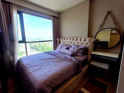 Condos for rent : Condo for rent, Keen Centre Sriracha, 35 sq.m., high floor, mountain view, fully furnished.