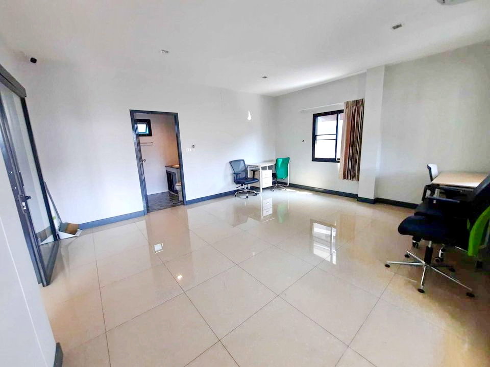 picture HK0094, Home Office for rent 5 Br, Ratchada-Sutthisan. - 2/20