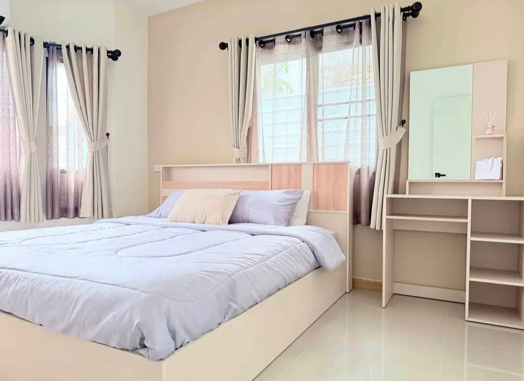 รูป ขายบ้านเดี่ยว ในหมู่บ้านสวนนนทรี ตรงข้ามตลาดรวมโชค เชียงใหม่ เฟอร์นิเจอร์ครบ (H541) T.0946511456 - รูปที่ 12/15