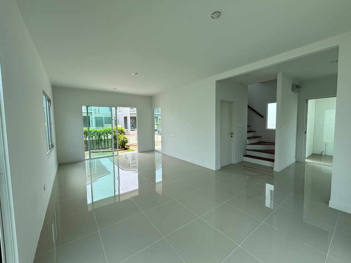 รูป 2607-RPP061🏡✨ บ้านเดี่ยวให้เช่า ทำเลดี พระราม 2 – วงแหวน เข้า-ออกถนนใหญ่สะดวก! พร้อมอยู่ ใกล้ทั้งกรุงเทพฯ และมหาชัย ✨🏡 - รูปที่ 2/9