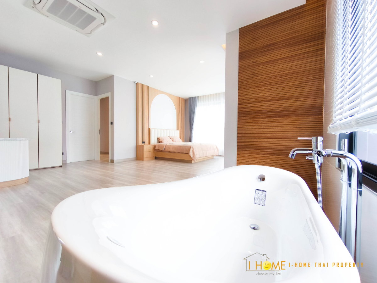 picture ✦︎ Two-storey pool villa for rent with 4 bedrooms,5 toilets and 1 kitchen.  - 22/24