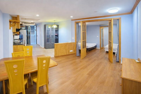 Sathorn 11 2 bedrooms Condo for rent Happy Land Sathorn Suite BTS St. Louis 499m. 10th floor 64 sq m.