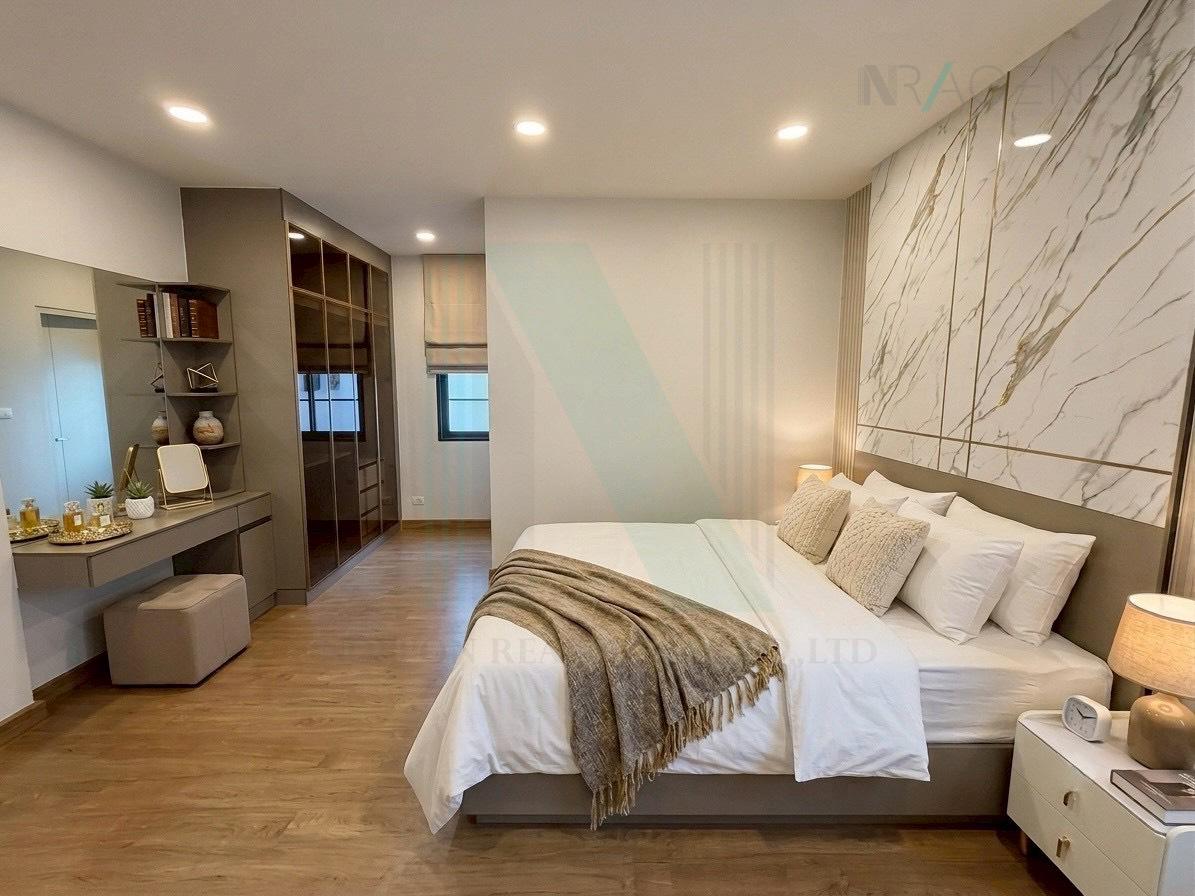 รูป ขายบ้านเดี่ยว โครงการ เซนโทร บางนา 2 ชั้น 4 ห้องนอน 5 ห้องน้ำ - รูปที่ 5/8