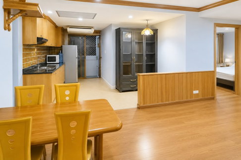 BTS St. Louis 499m. 10th floor 64 sq m. Sathorn 11 Condo for rent Happy Land Sathorn Suite 2 bedrooms.
