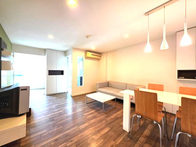 Condos for sale : 2-Bedroom Condo Near BTS On Nut — Only 300 m Walk!  Beautiful unit at The Room Sukhumvit 79