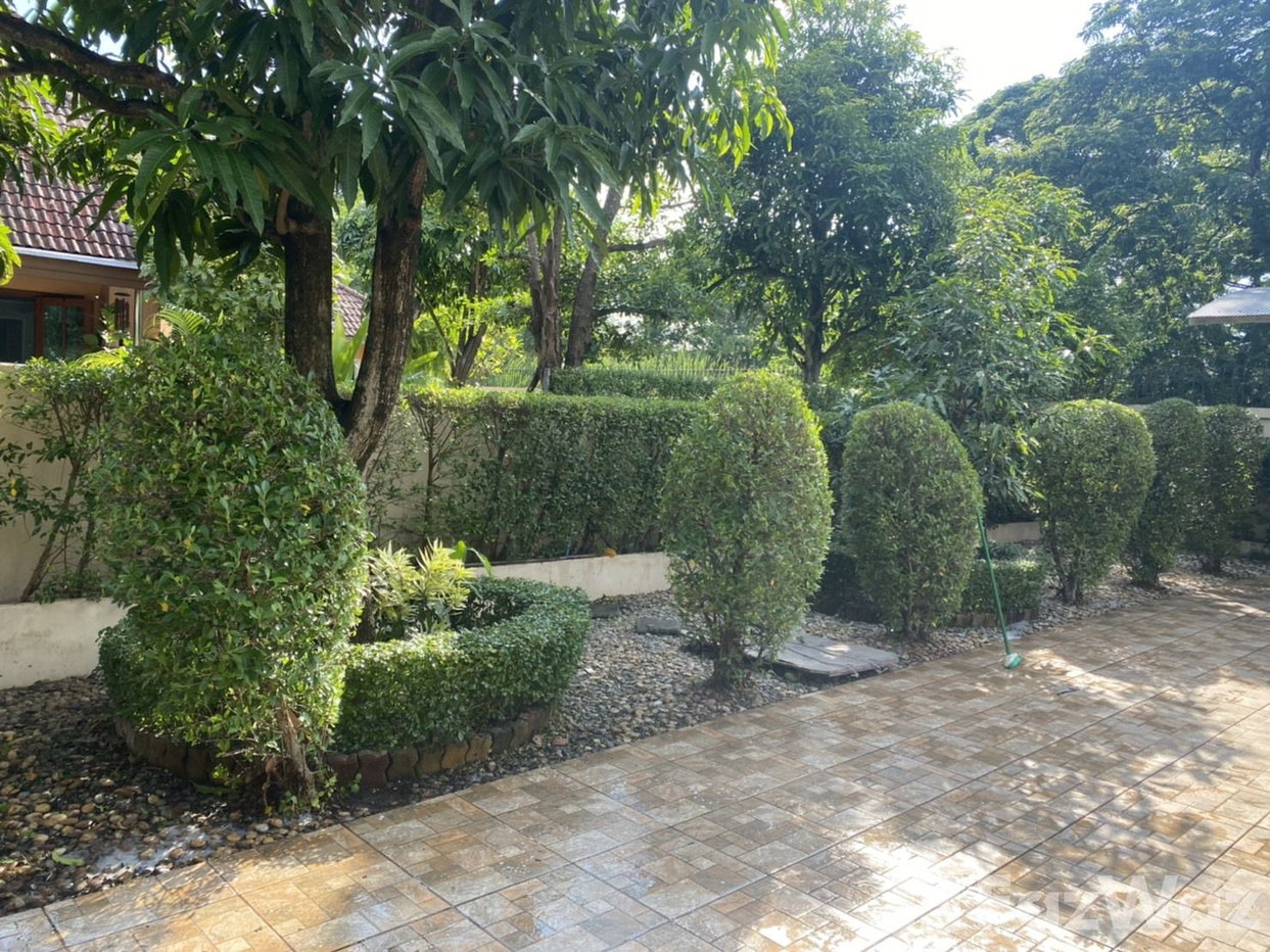 รูป บ้านเดี่ยวให้เช่า 3 ห้องนอน ในโครงการ หมู่บ้าน สัมมากร 1032842 - รูปที่ 3/27