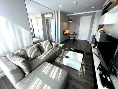 Condos for rent : 📌Exclusive!📌 For Rent Condo THE ROOM SUKHUMVIT 40 Building 1, Floor 7,1 bed room, Room size 43.00 sqm
