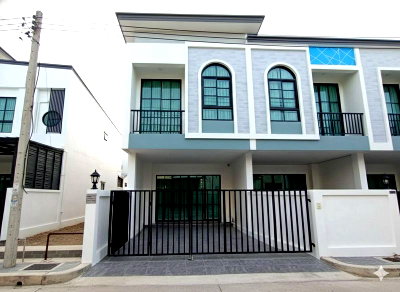 Townhouses for rent : Brand-New Townhouse for Rent at Rattanakorn Village 17 | 3 Bedrooms 3 Bathrooms | Ready to move in✅ 