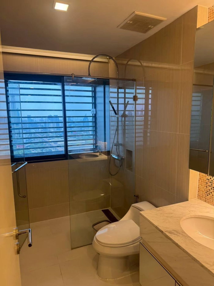 รูป Circle Living Prototype | Circle Living Prototype | 3 Bedrooms 3 Bathrooms Corner Unit | Stunning City View & Fully Furnished #2026072115157 - รูปที่ 9/14