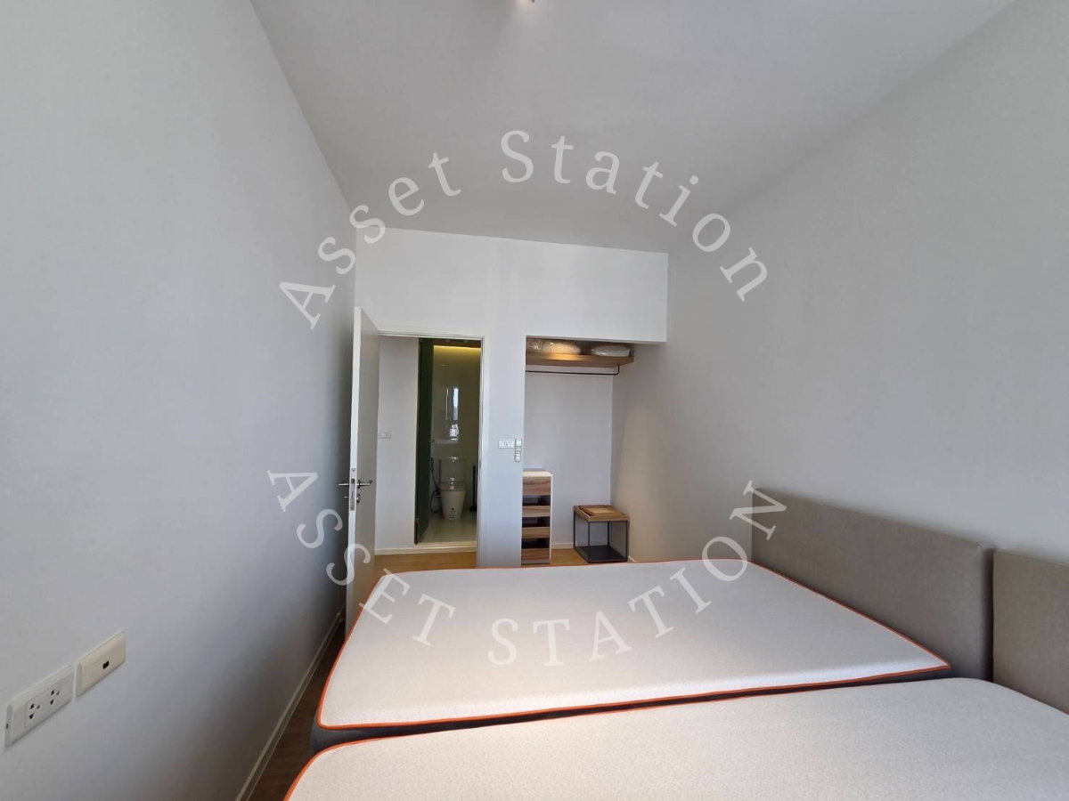 picture Triple Y Residence 🚅 Near MRT Sam Yan, near Chulalongkorn University - 6/20