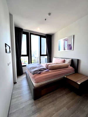 Condos for rent : Condo For Rent XT Ekkamai 1 bed 1 bath with full furnished high floor and the best view nice decoration and close to BTS Ekkamai and shopping malls  