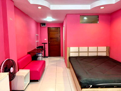 Condos for rent Big C Super Center South Pattaya  : Niran Grand Ville Condo for Rent | Beautiful unit, fully furnished, ready to move in | Only THB 7,000/month