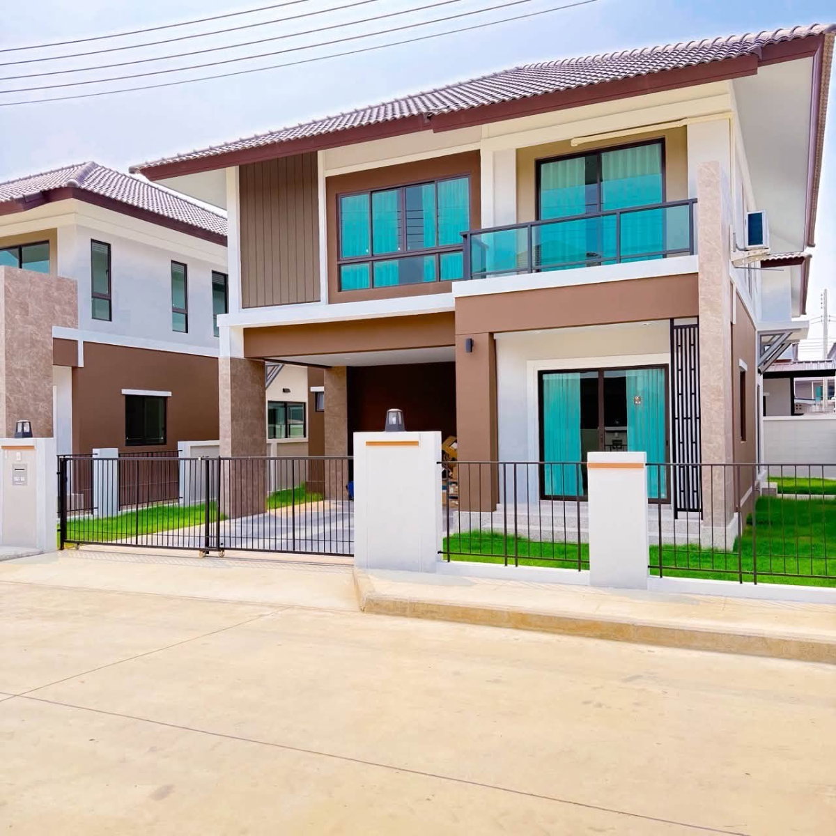 🏡✨ ให้เช่าบ้านเดี่ยว 2 ชั้น ดีไซน์ทันสมัย 4 ห้องนอน ในโครงการคุณภาพ #เชียงใหม่ เพียง 40,000 บาท/เดือน ✨🏡  #A5-H0750