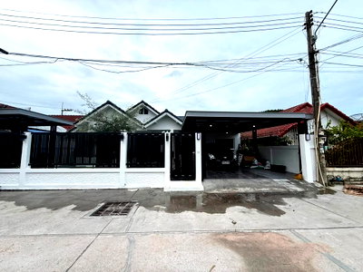 บ้านเดี่ยว ชลบุรี : ขายบ้านเดี่ยวชั้นเดียว พัทยา หนองปรือ 3 ห้องนอน รีโนเวทใหม่ 60 ตร.ว. ใกล้ถนนเลียบทางรถไฟ และมอเตอร์เวย์