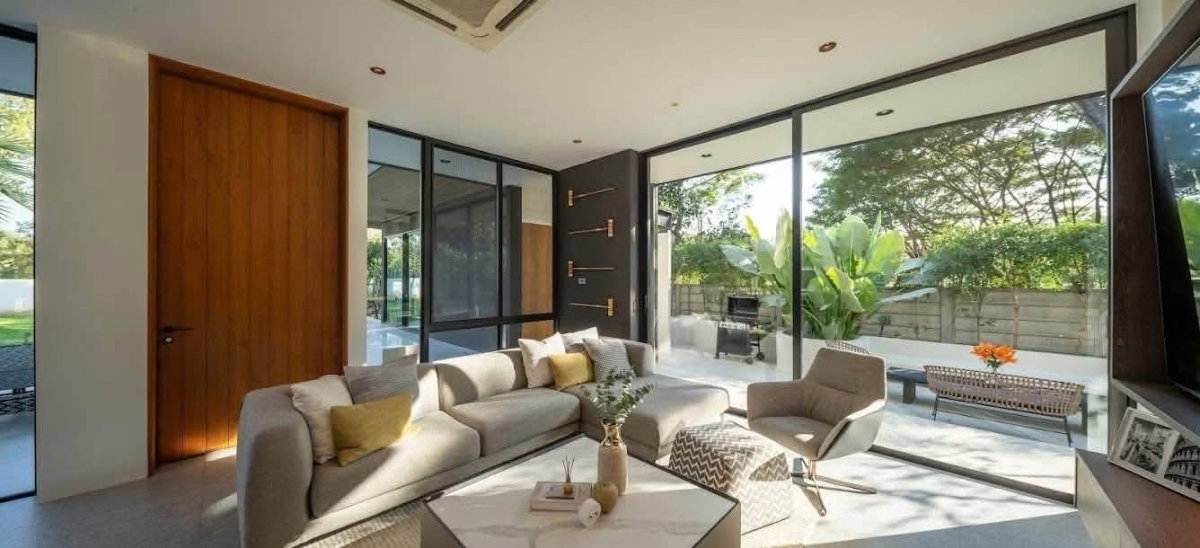 รูป ขาย Modern Pool Villa บนที่ดินกว่า 1 ไร่ โซนสันกำแพง 4 ห้องนอน 5 ห้องน้ำ - รูปที่ 4/26