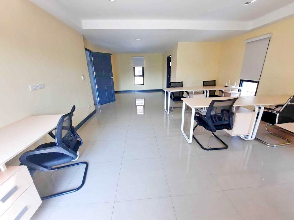 picture HK0094, Home Office for rent 5 Br, Ratchada-Sutthisan. - 16/20