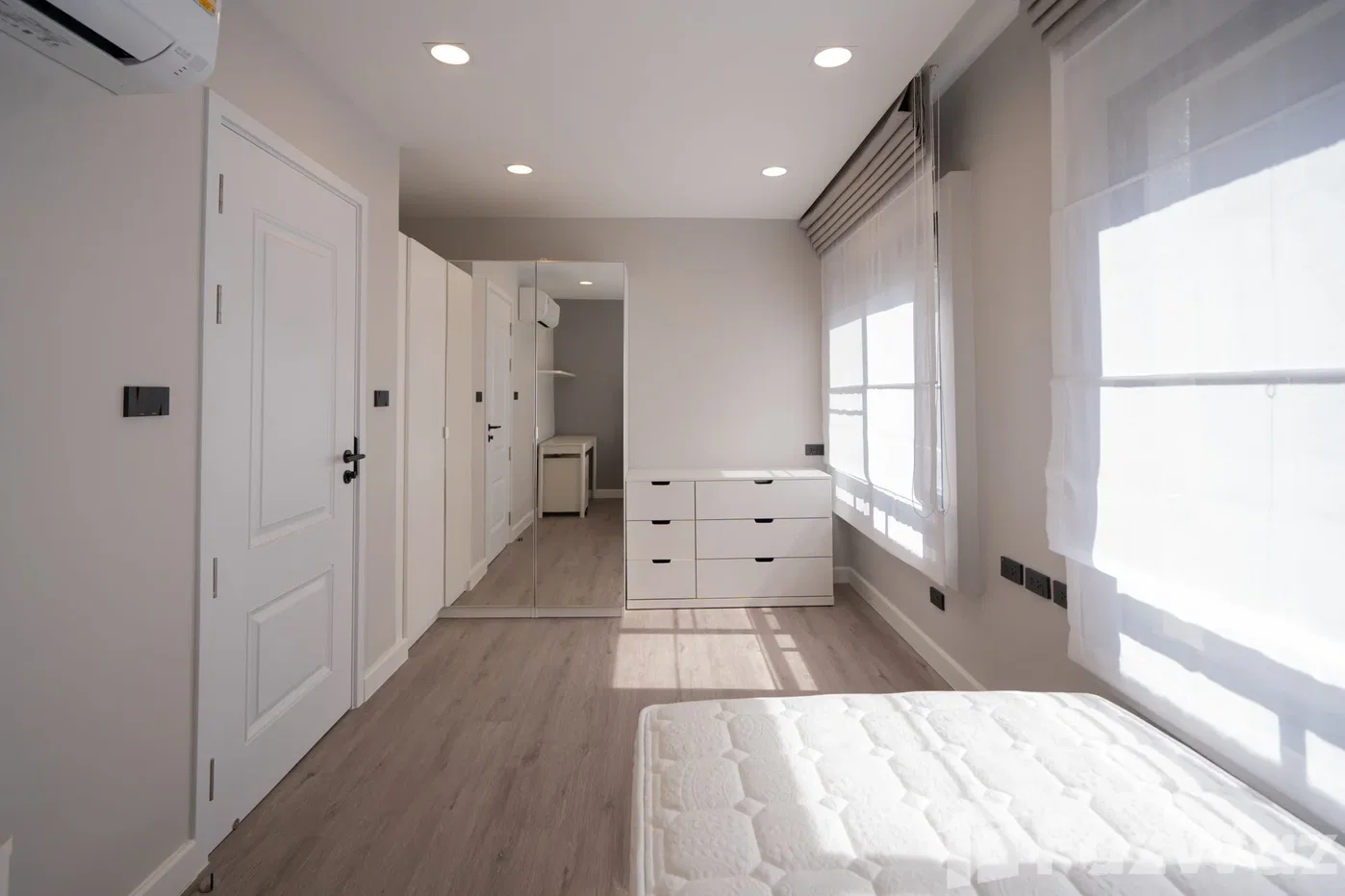 picture Two bedrooms for rent at La Residenza 6608330 - 8/11