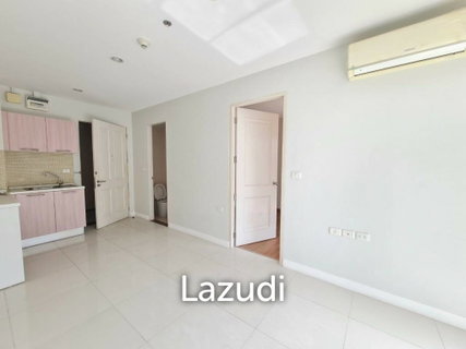 38 sqm high floor condo at The Mark Ratchada-Airport Link Makkasan Bangkok