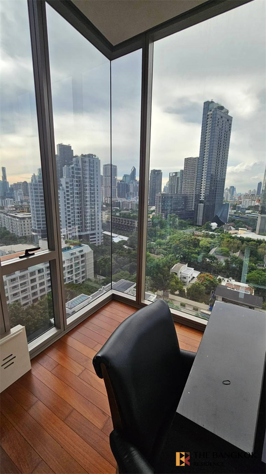 picture Book before anyone else Ashton Morph 38 near BTS Thong Lo - 7/10