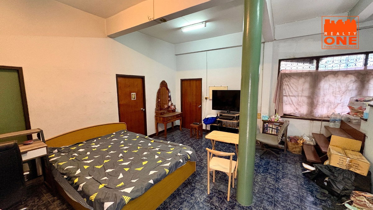 รูป โอกาสทองนักลงทุน, สาย Renovate, ทำหอพัก! ขายบ้านทำเลดี พหลโยธิน 48 แยก 22-1 เนื้อที่ 50 ตร.วา พื้นที่ใช้สอยรวมกว่า 270 ตร.ม. 12 ห้องนอน 5 ห้องน้ำ - รูปที่ 10/21