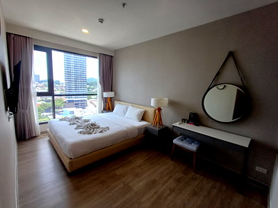 Condos for rent : Condo for rent, Keen Centre Sriracha, 2 bedrooms, 15th floor, near Robinson.