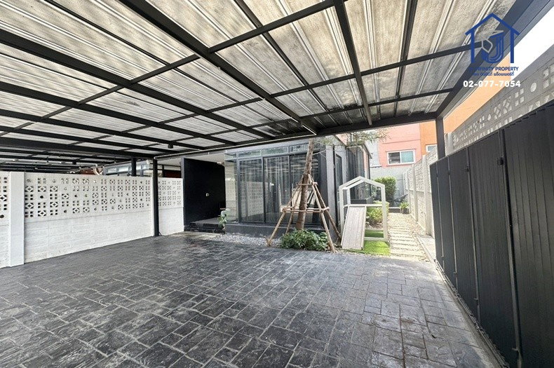 รูป ขายโฮมออฟฟิศ 3.5 ชั้น BRIT LOFT (เกษตร-นวมินทร์) ถนนประเสริฐมนูกิจ ซอยลาดปลาเค้า 34 ใกล้มหาวิทยาลัยเกษตรศาสตร์ - รูปที่ 2/22
