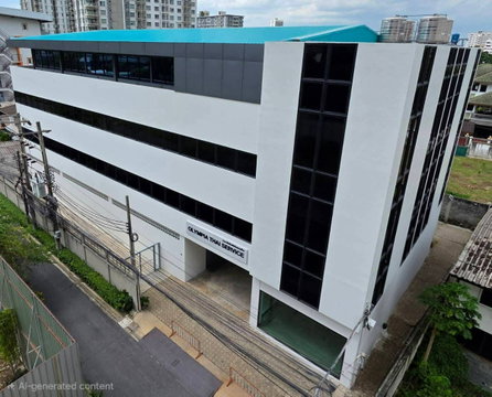 F&B Shop space for rent, office space Olympia Thai Service, near MRT Ratchadaphisek, size 26.5 sq m, rent 13,250 Baht/month.