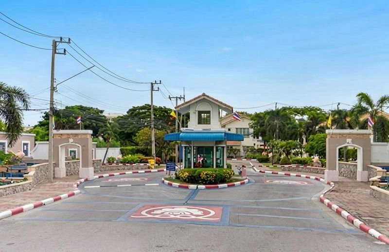 รูป ให้เช่า บ้านฟ้าริมหาด ใกล้หาดจอมเทียน!!!  4 ห้องนอน 4 ห้องน้ำ - รูปที่ 3/17