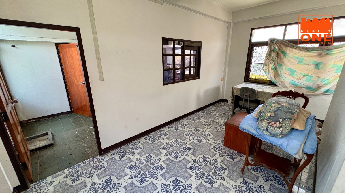 รูป โอกาสทองนักลงทุน, สาย Renovate, ทำหอพัก! ขายบ้านทำเลดี พหลโยธิน 48 แยก 22-1 เนื้อที่ 50 ตร.วา พื้นที่ใช้สอยรวมกว่า 270 ตร.ม. 12 ห้องนอน 5 ห้องน้ำ - รูปที่ 13/21