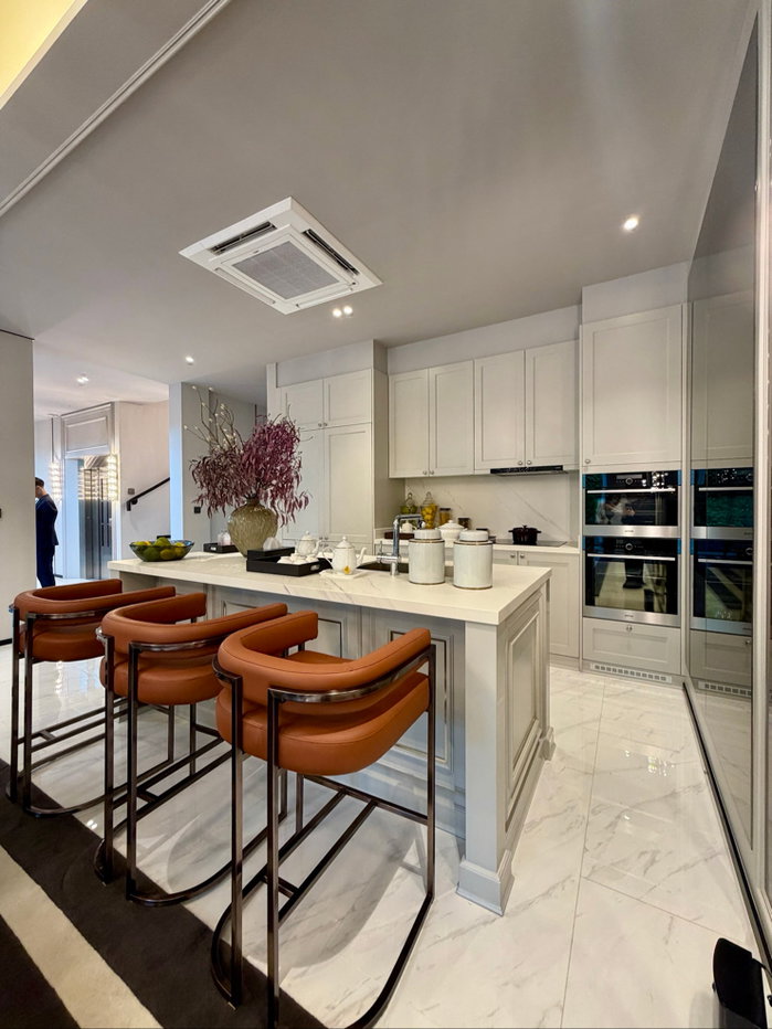 รูป SPACE IS THE NEW LUXURY. 1,070 SQ.M. OF PRIVATE LIVING IN BANGNA KM. - รูปที่ 5/12