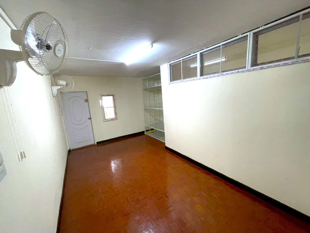 picture HK0577, Townhouse for rent 2 Br., Asok-DinDaeng - 8/12