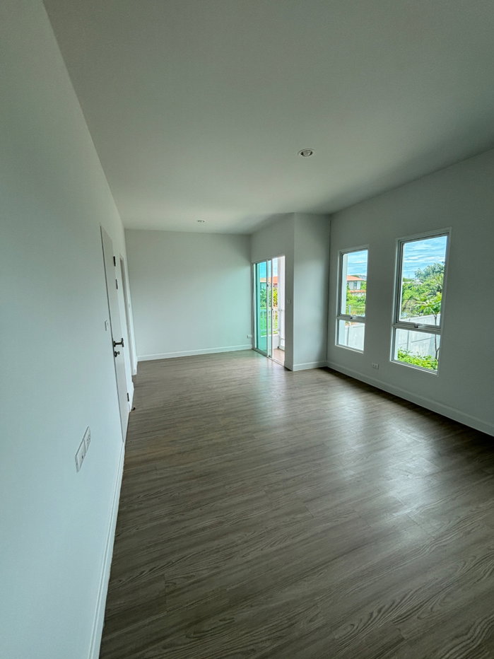 รูป 2607-RPP061🏡✨ บ้านเดี่ยวให้เช่า ทำเลดี พระราม 2 – วงแหวน เข้า-ออกถนนใหญ่สะดวก! พร้อมอยู่ ใกล้ทั้งกรุงเทพฯ และมหาชัย ✨🏡 - รูปที่ 4/9